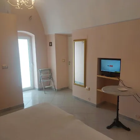 Casa Via Roma, 162 شقة *